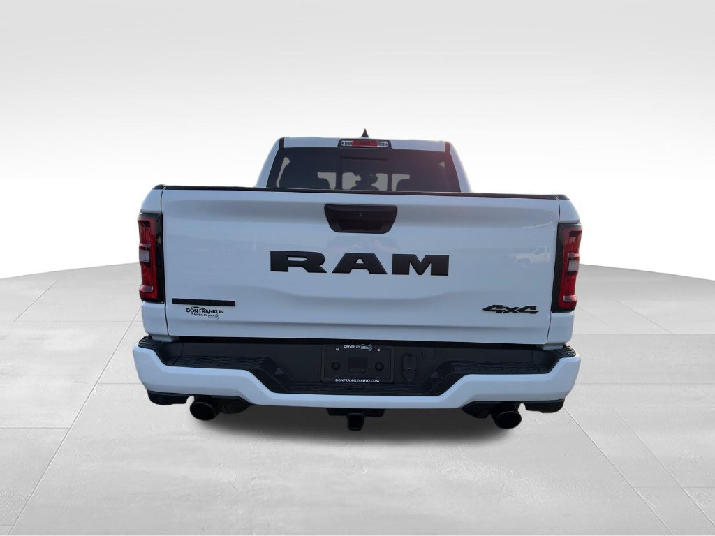 Used 2025 White Ram Big Horn/Lone Star image 3