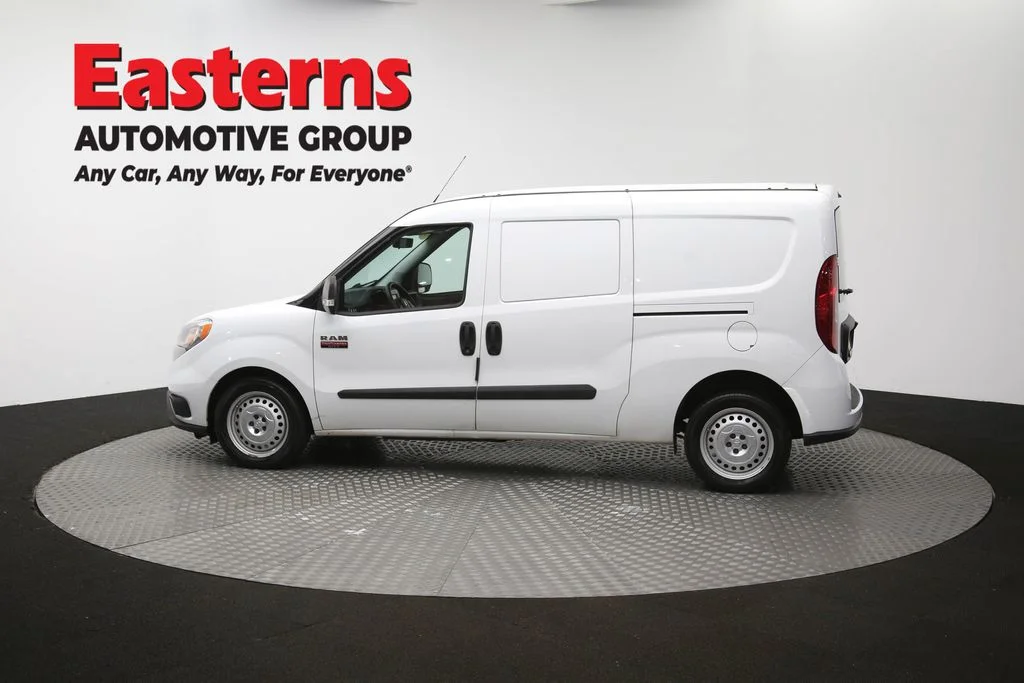 Used 2022 White Ram Base image 62