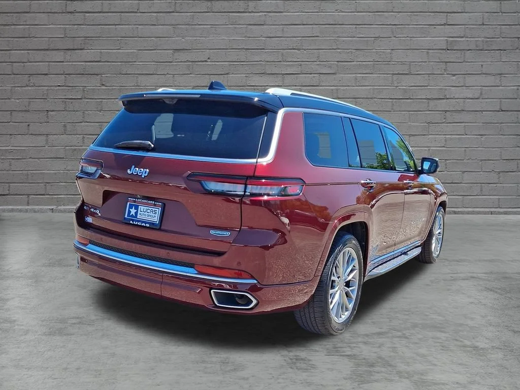 Used 2022 Velvet Red Pearlcoat Jeep Summit image 11