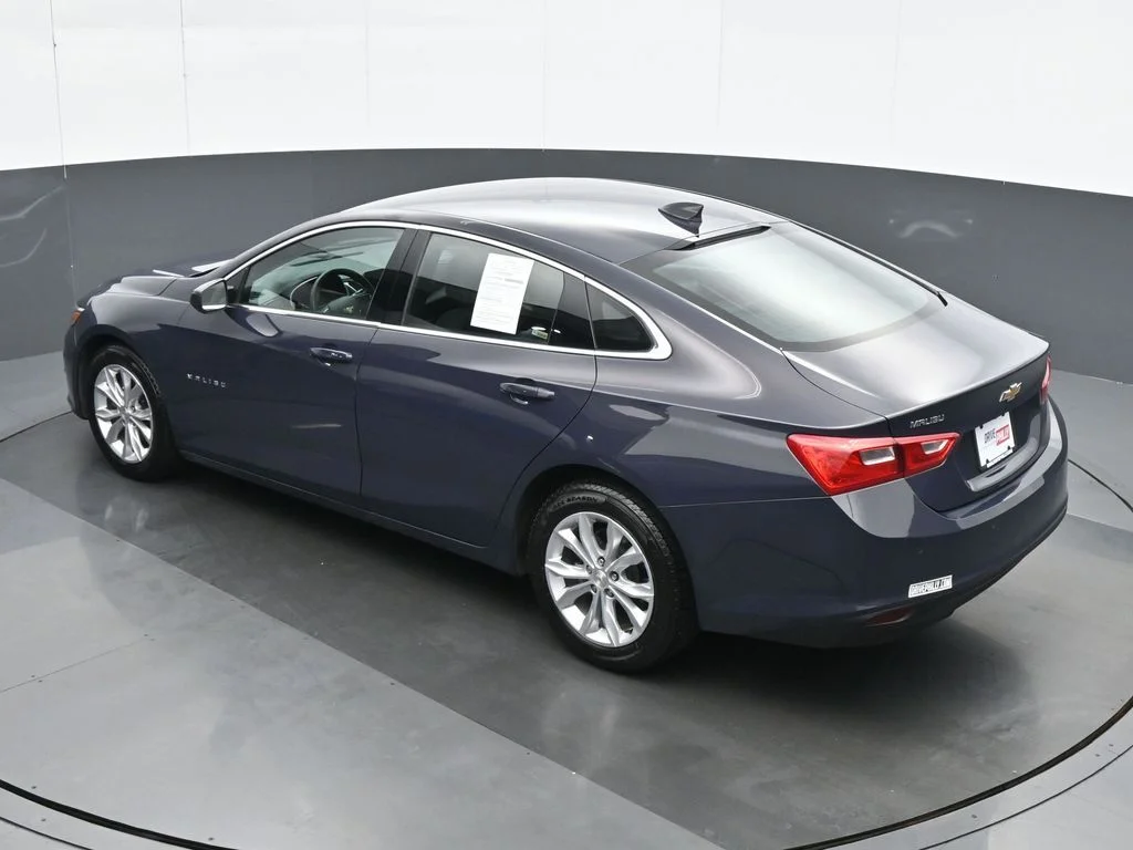 Used 2025 Black Chevrolet LT image 19