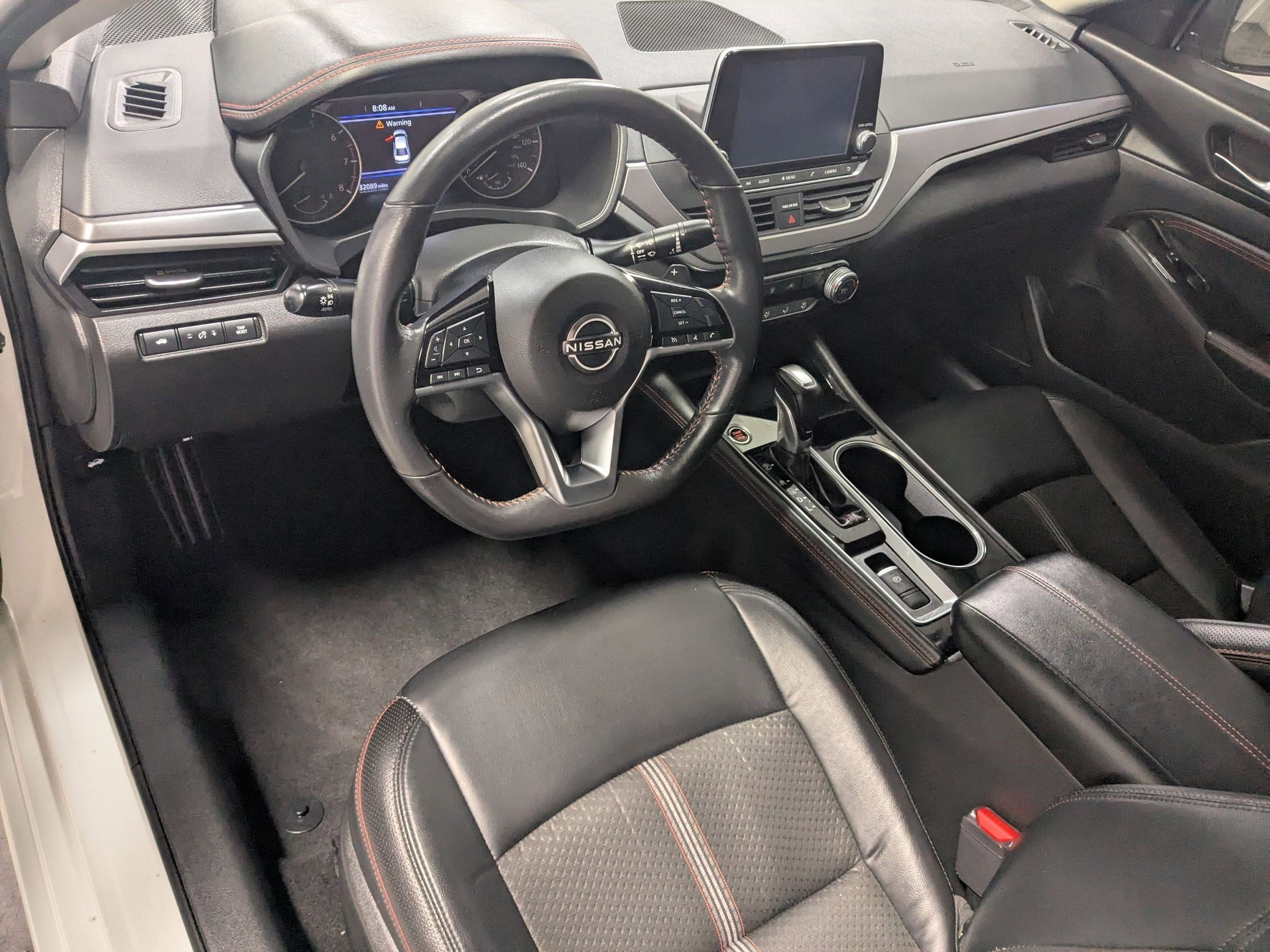 Used 2023 Pearl White Tricoat Nissan 2.5 SR image 10