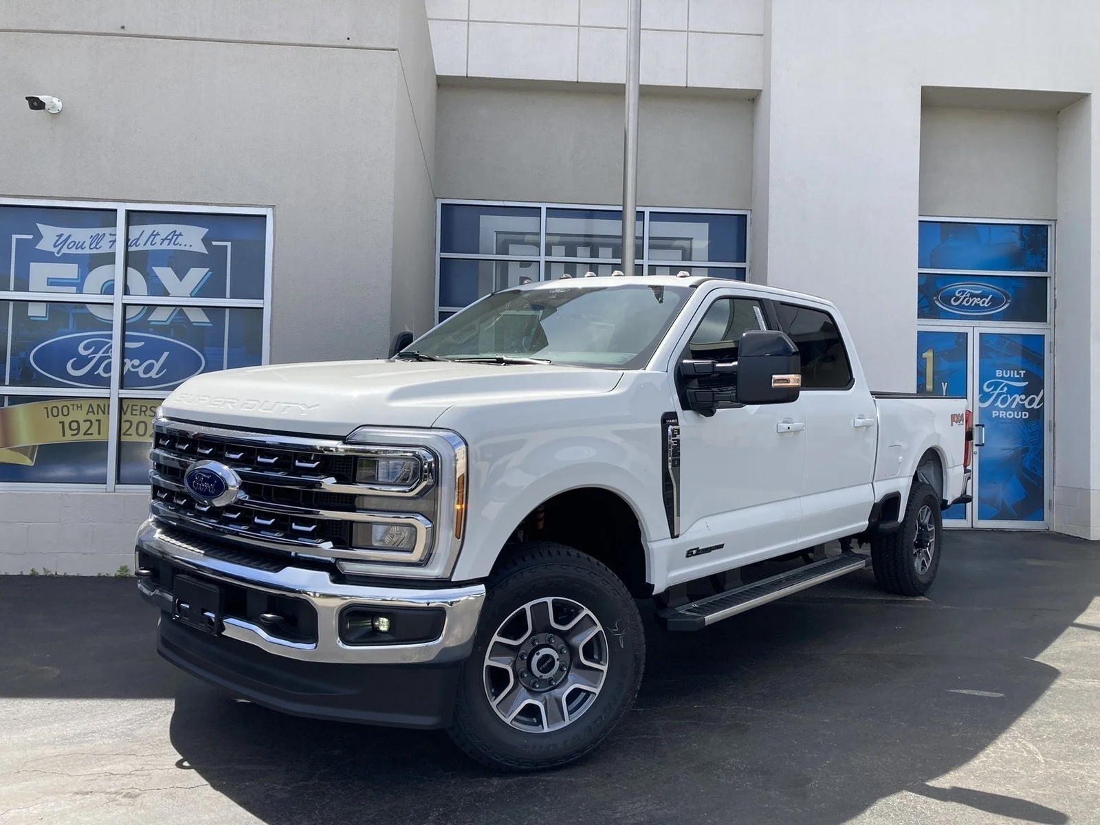 New 2026 Star White Metallic Tri-Coat Ford F-350® Lariat® image 2