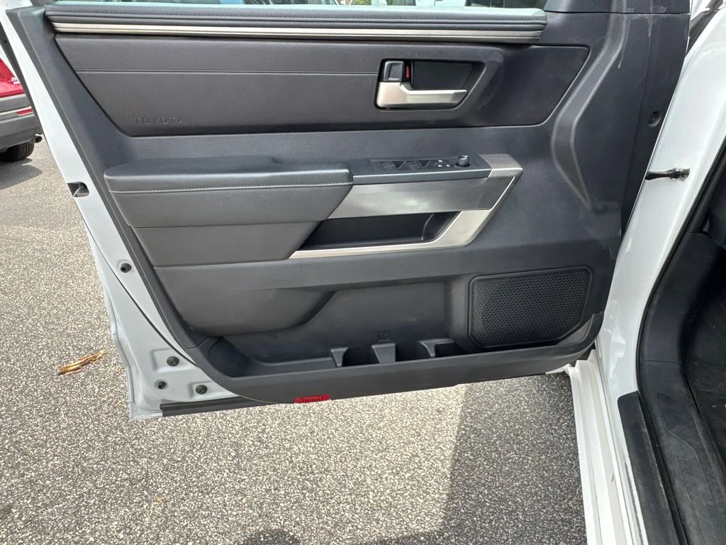 2024 Toyota Tundra SR5 - Photo 10