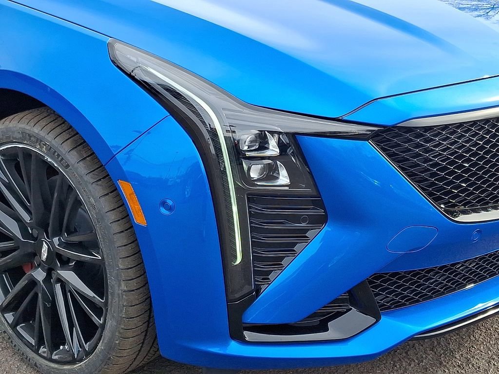 2026 Cadillac CT5 V-Series - Photo 10