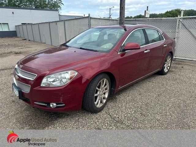 Used 2009 Red Chevrolet LTZ image 2