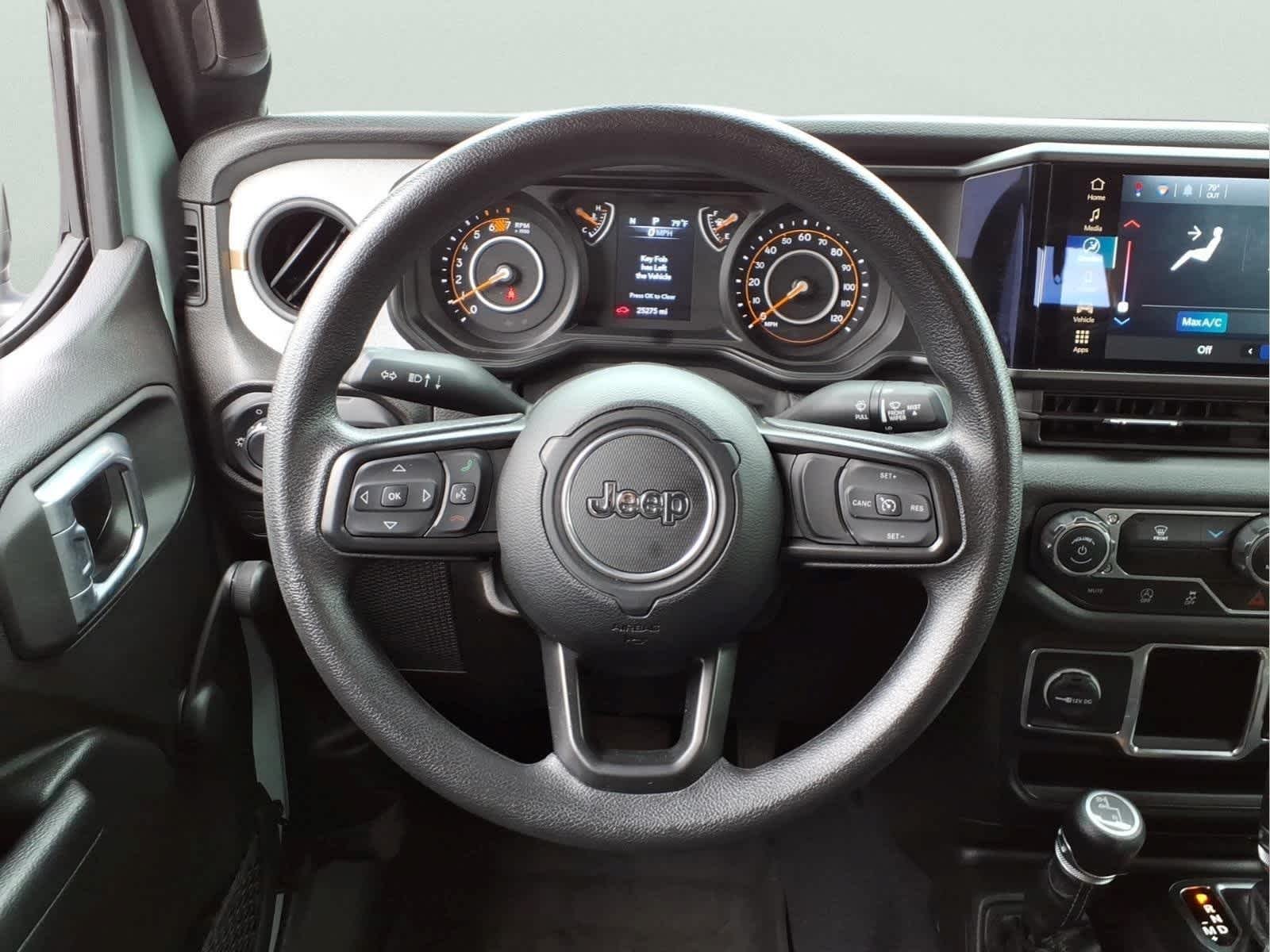 Used 2024 Earl Clearcoat Jeep Sport image 18