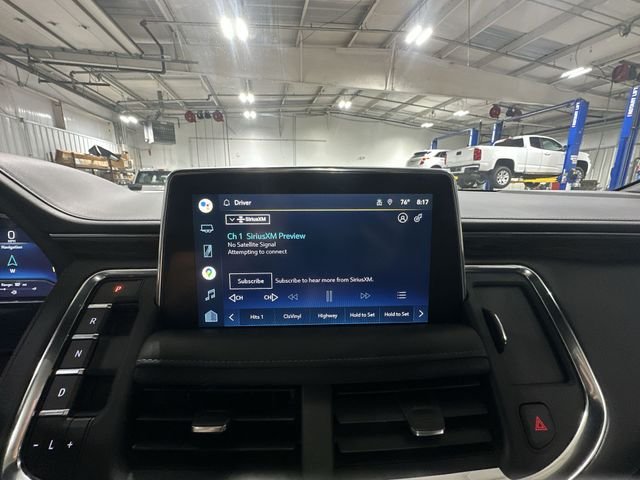 Used 2022 White Chevrolet Z71 image 16