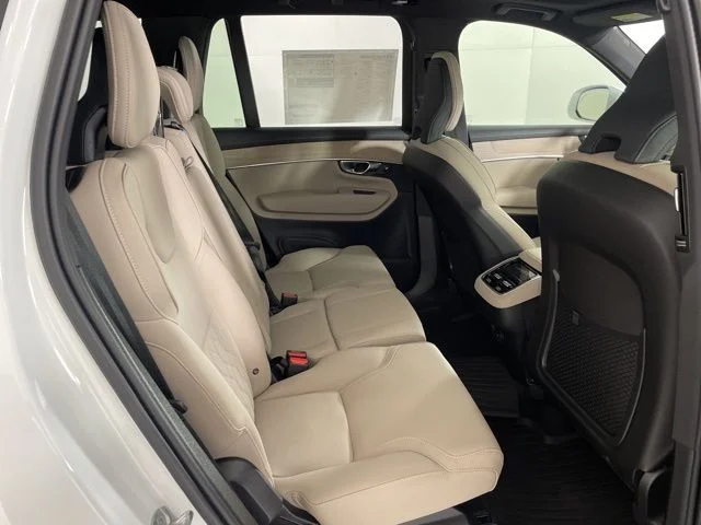 2026 Volvo XC90 Plus - Photo 43