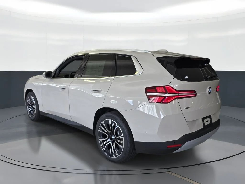 New 2026 Dune Grey Metallic BMW 30 xDrive image 4
