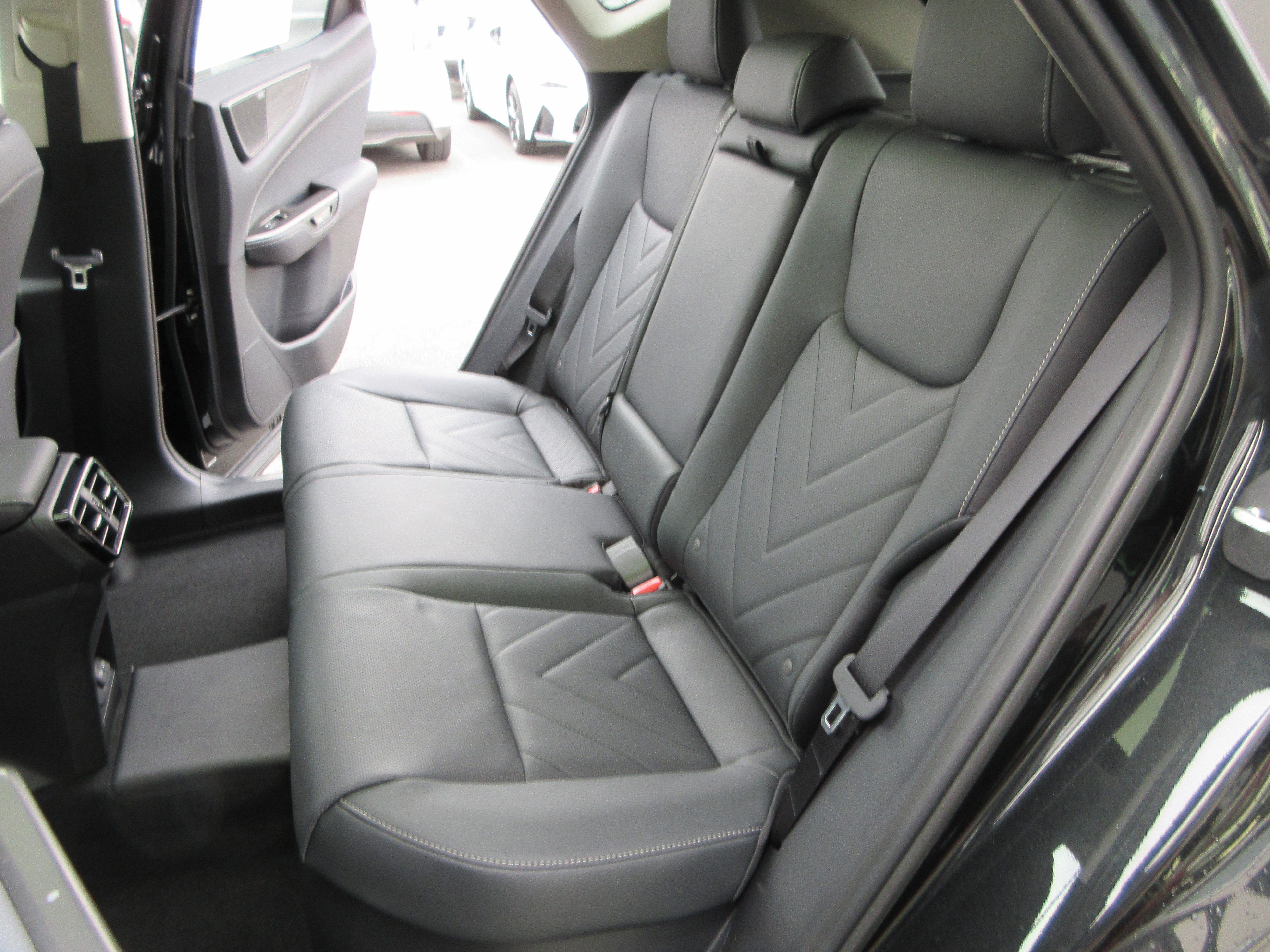 2026 Lexus NX 450h+ Luxury - Photo 21