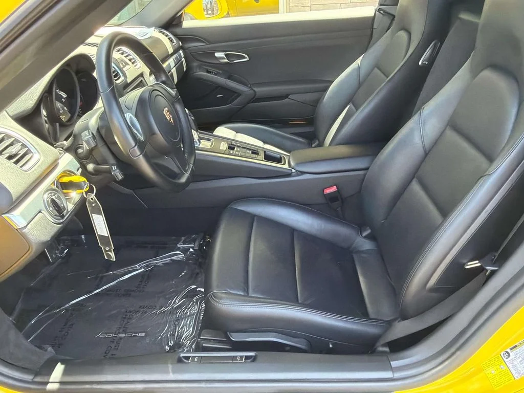 Used 2013 Racing Yellow Porsche Base image 13