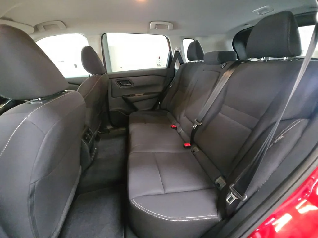 Used 2024 Red Nissan S image 22