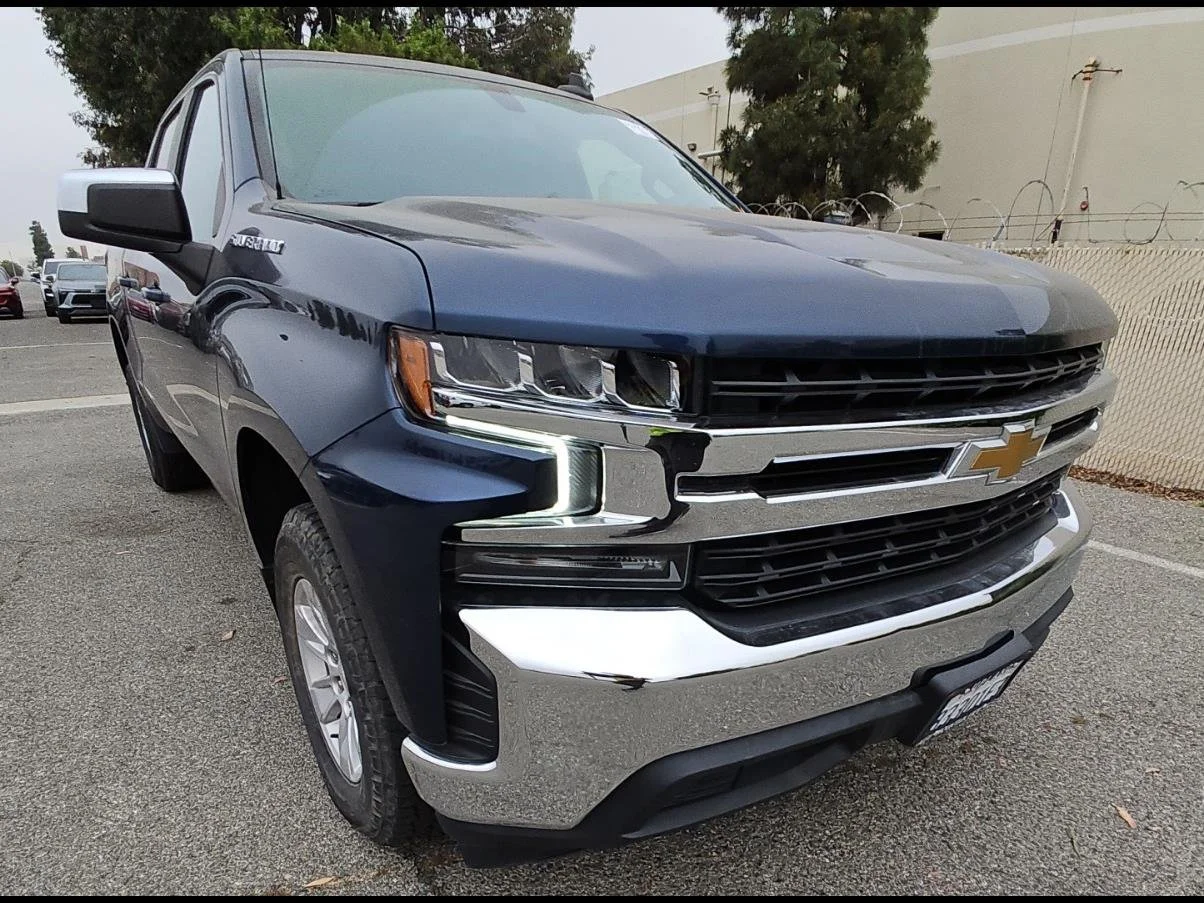 Used 2021 NORTHSKY BLUE METALLIC Chevrolet LT image 6