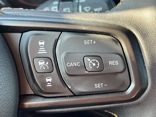 Used 2024 Black Jeep Sport S image 22