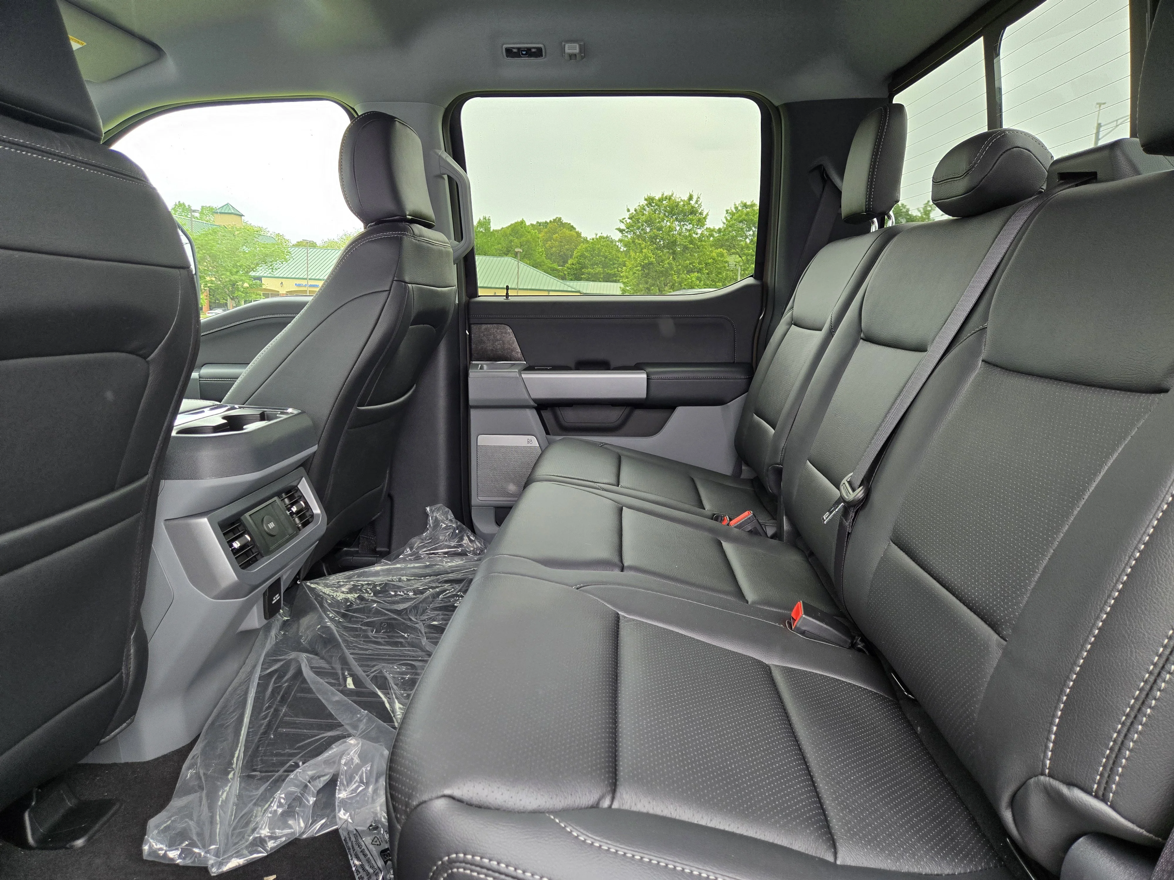 New 2026 Marsh Gray Ford XLT image 15