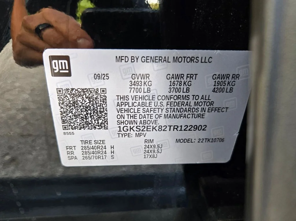 Used 2026 Black GMC Denali Ultimate image 34
