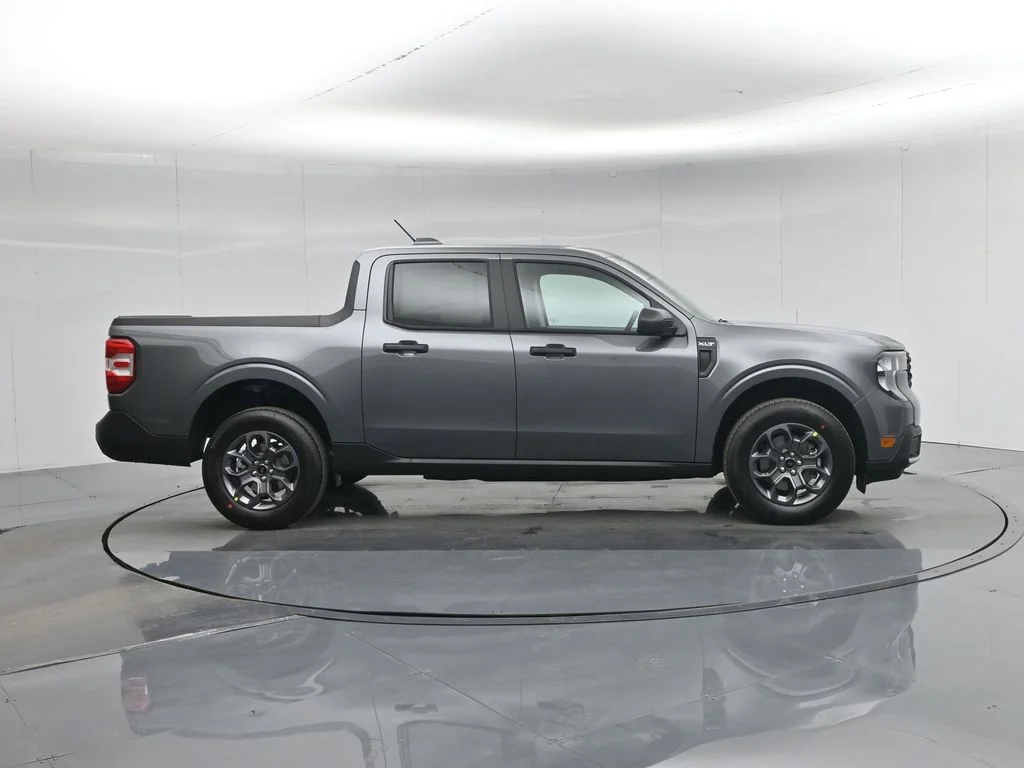Certified Used 2026 Gray Ford XLT image 25