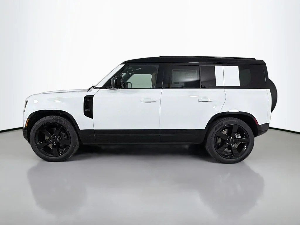 New 2026 Fuji White Land Rover X-Dynamic SE image 8