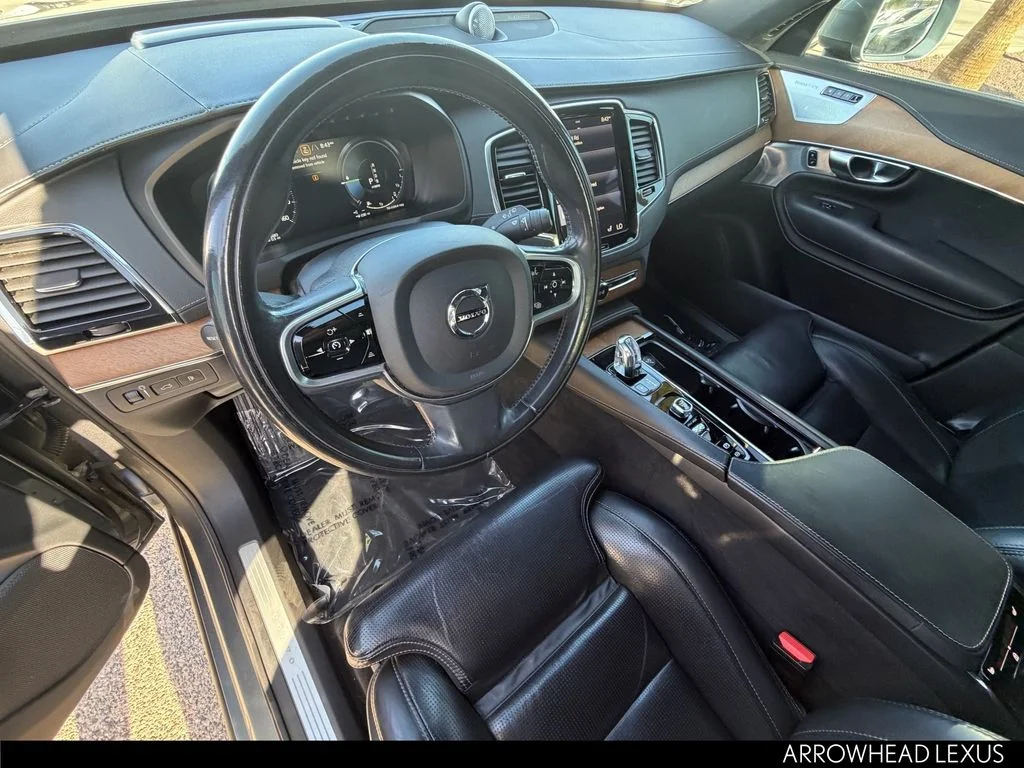 Used 2018 Gray Volvo T8 Inscription image 14