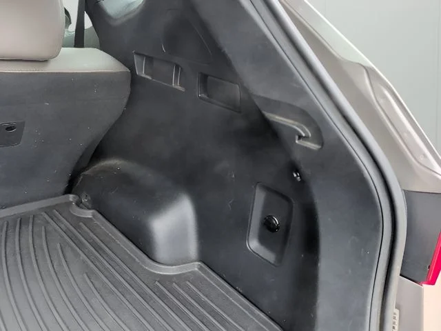 Used 2017 Gray Hyundai 2.4 Base image 40