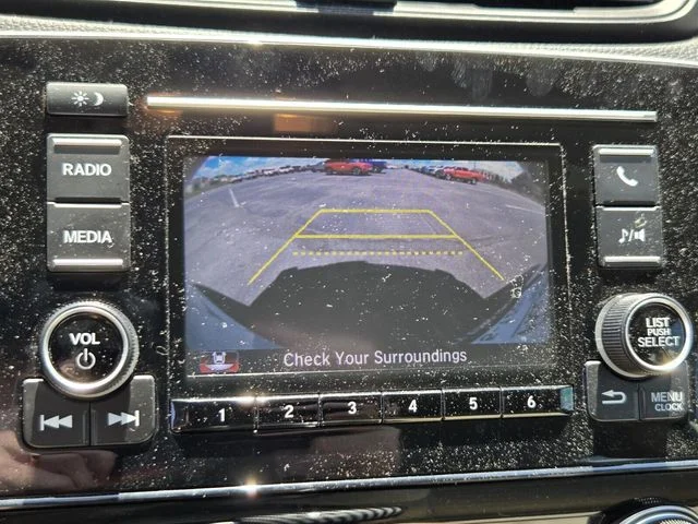 Used 2020 White Honda LX image 21