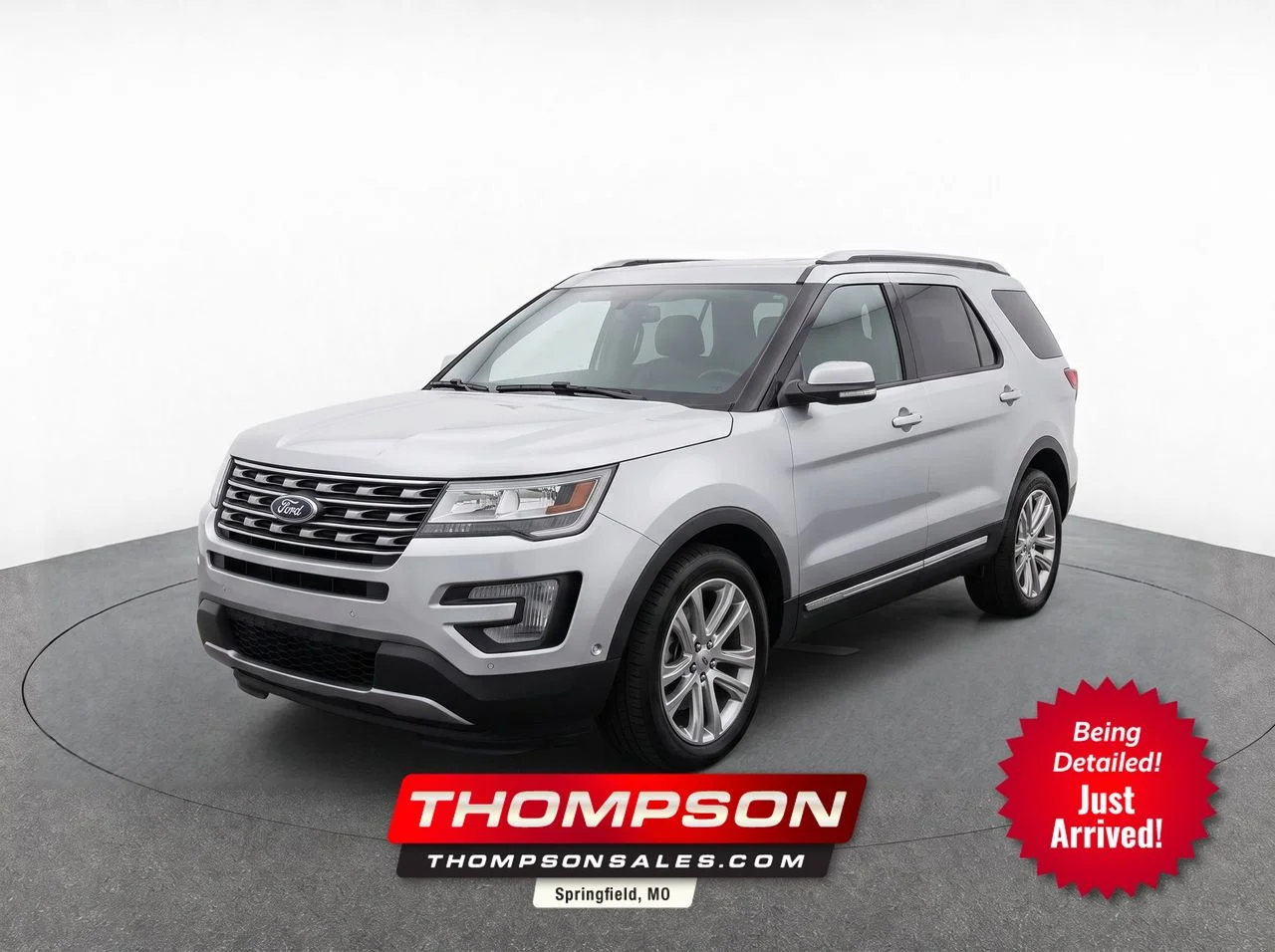 Used 2017 Silver Ford Limited image 1