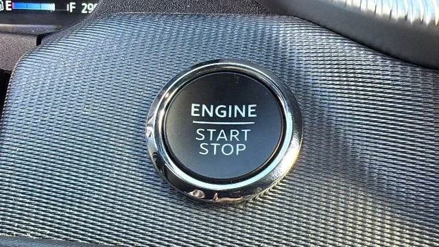 2025 Ford Explorer ST-LINE - Photo 17