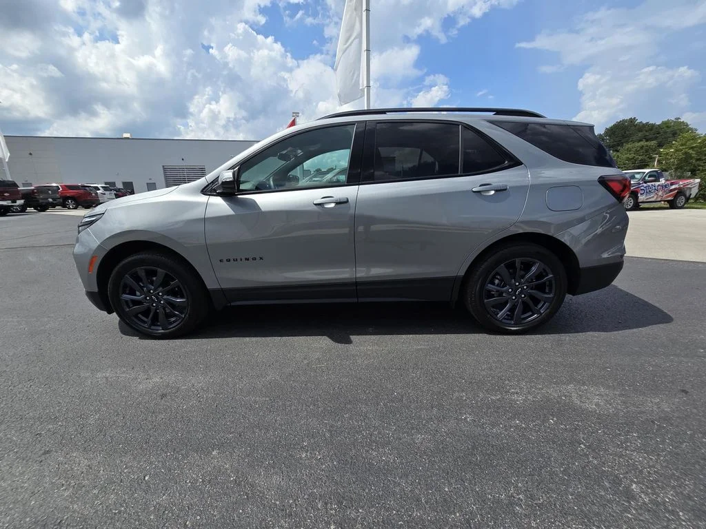 Used 2024 Sterling Gray Metallic Chevrolet RS image 4