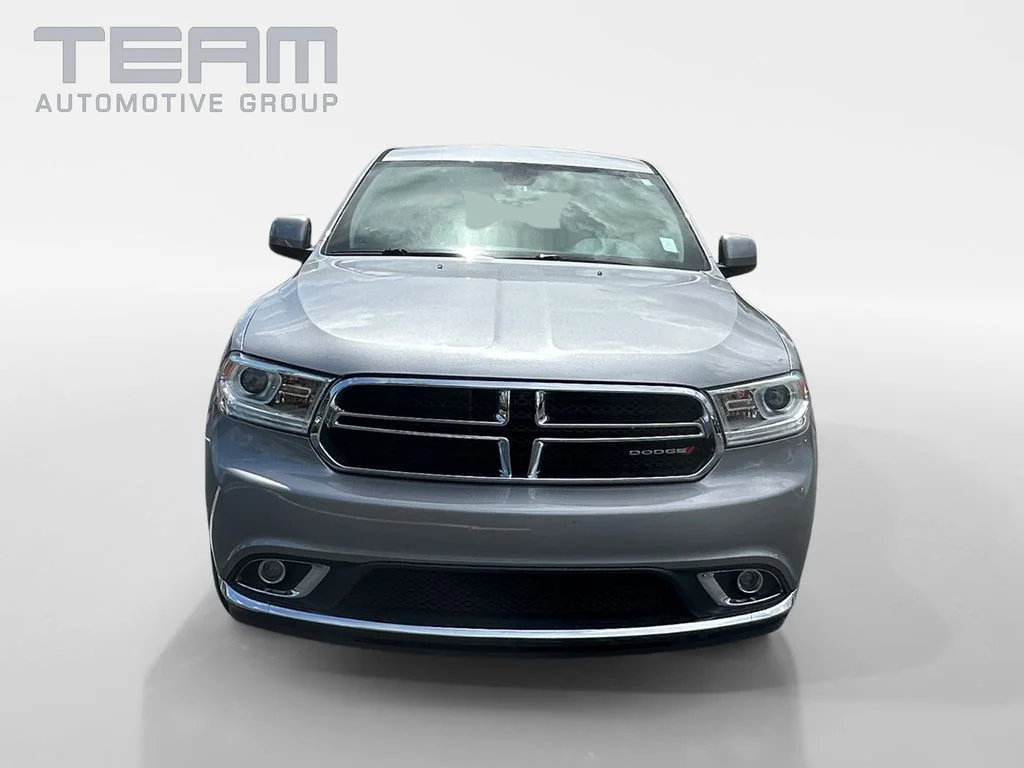 Used 2019 Silver Dodge SXT image 2