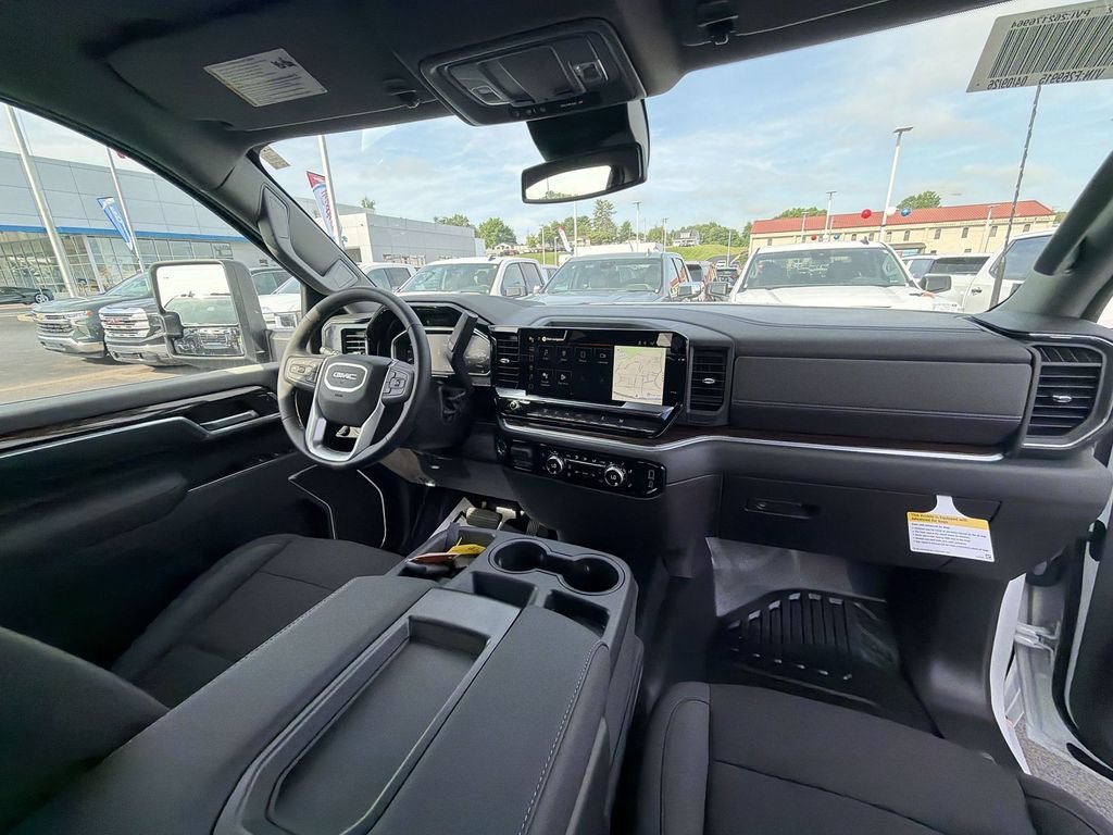 New 2026 Summit White GMC SLE DRW image 10