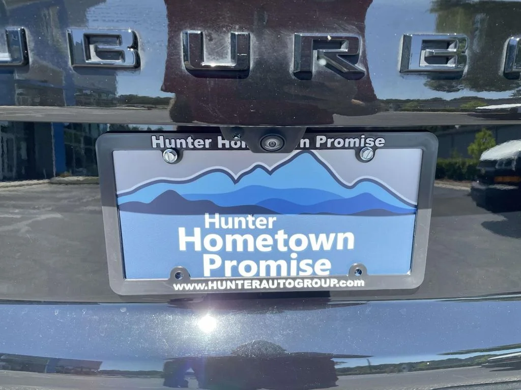 Used 2025 Black Chevrolet Z71 image 13