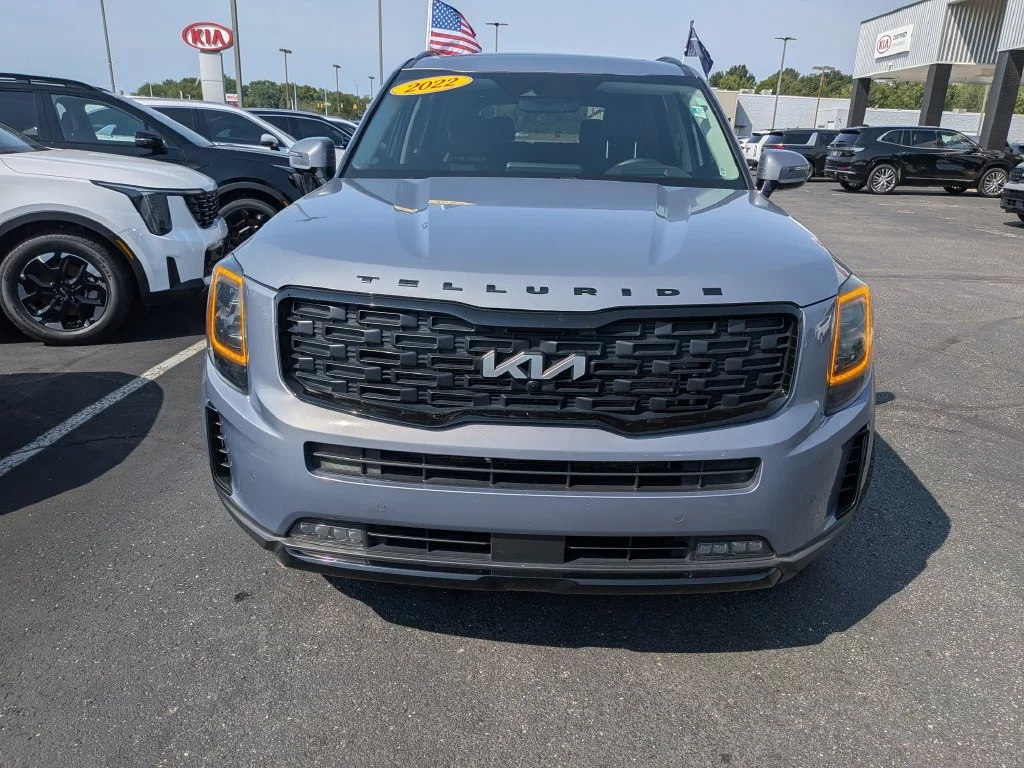 Certified Used 2022  Kia SX image 3