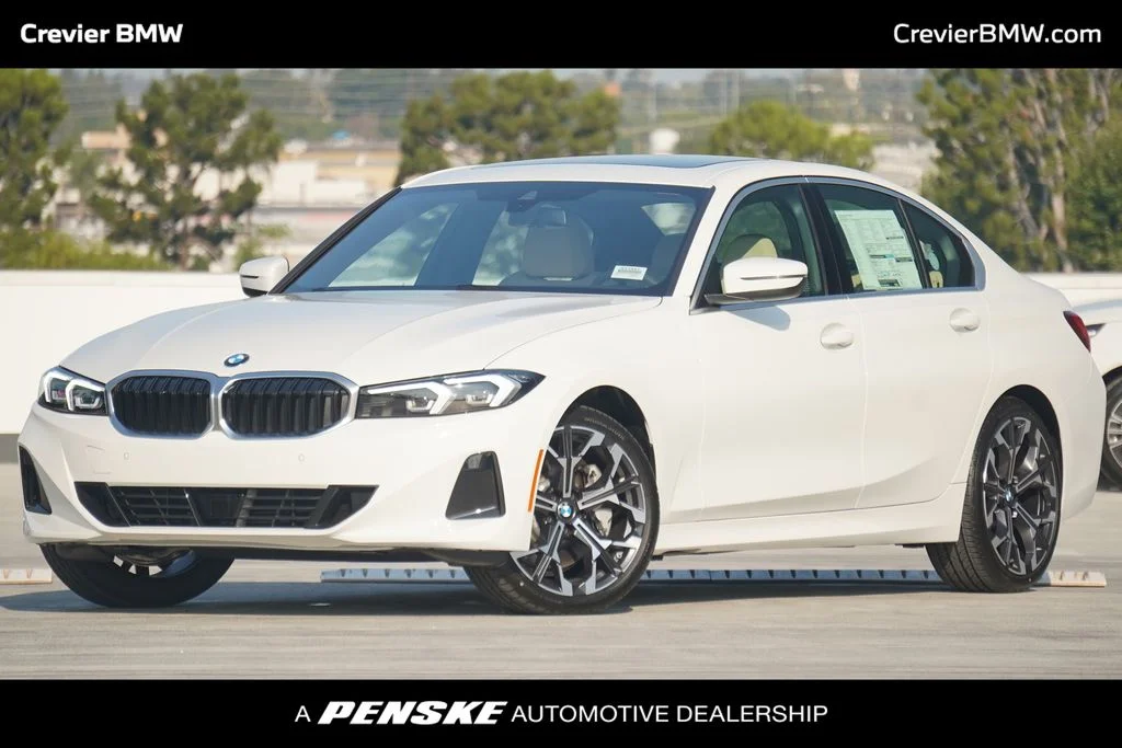 2025 BMW 3 Series 330i Sedan's photo
