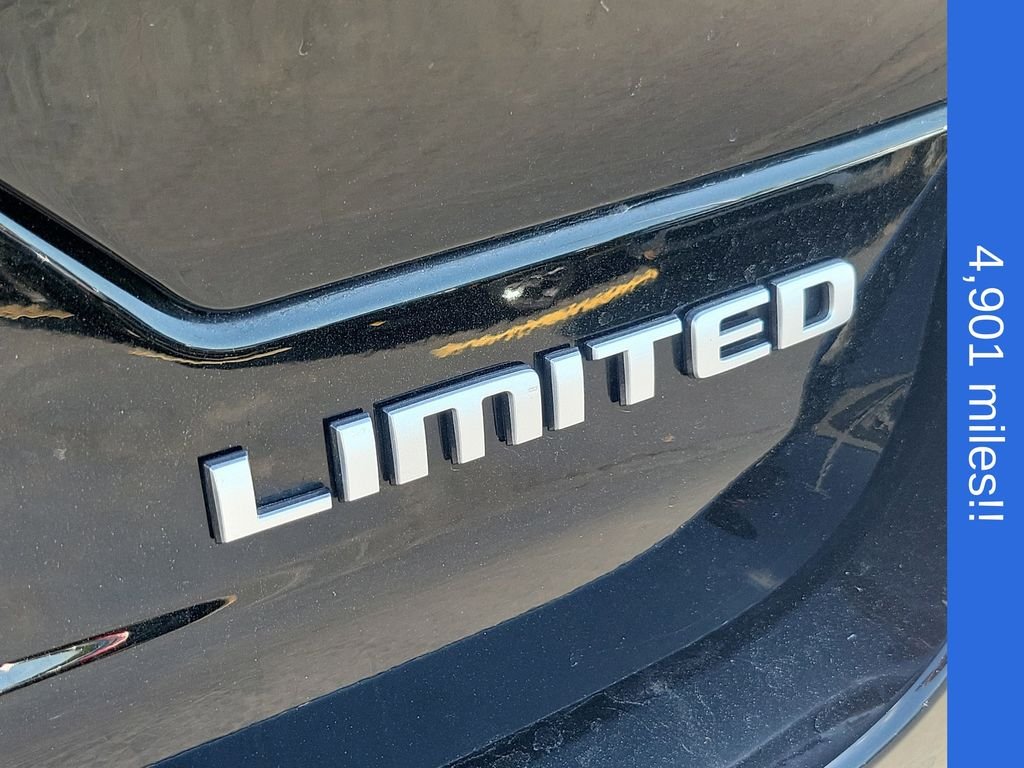Used 2025 Black Jeep Limited image 9