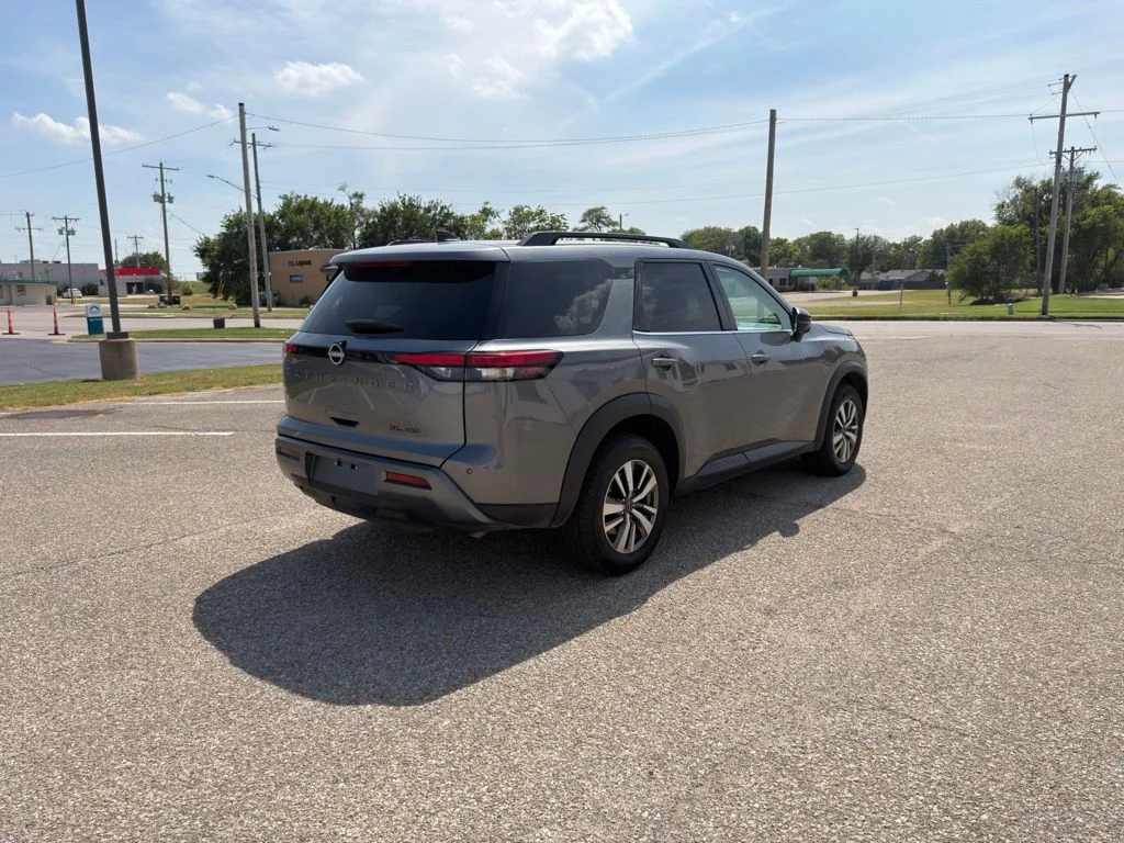 Used 2026 Gray Nissan SL image 4