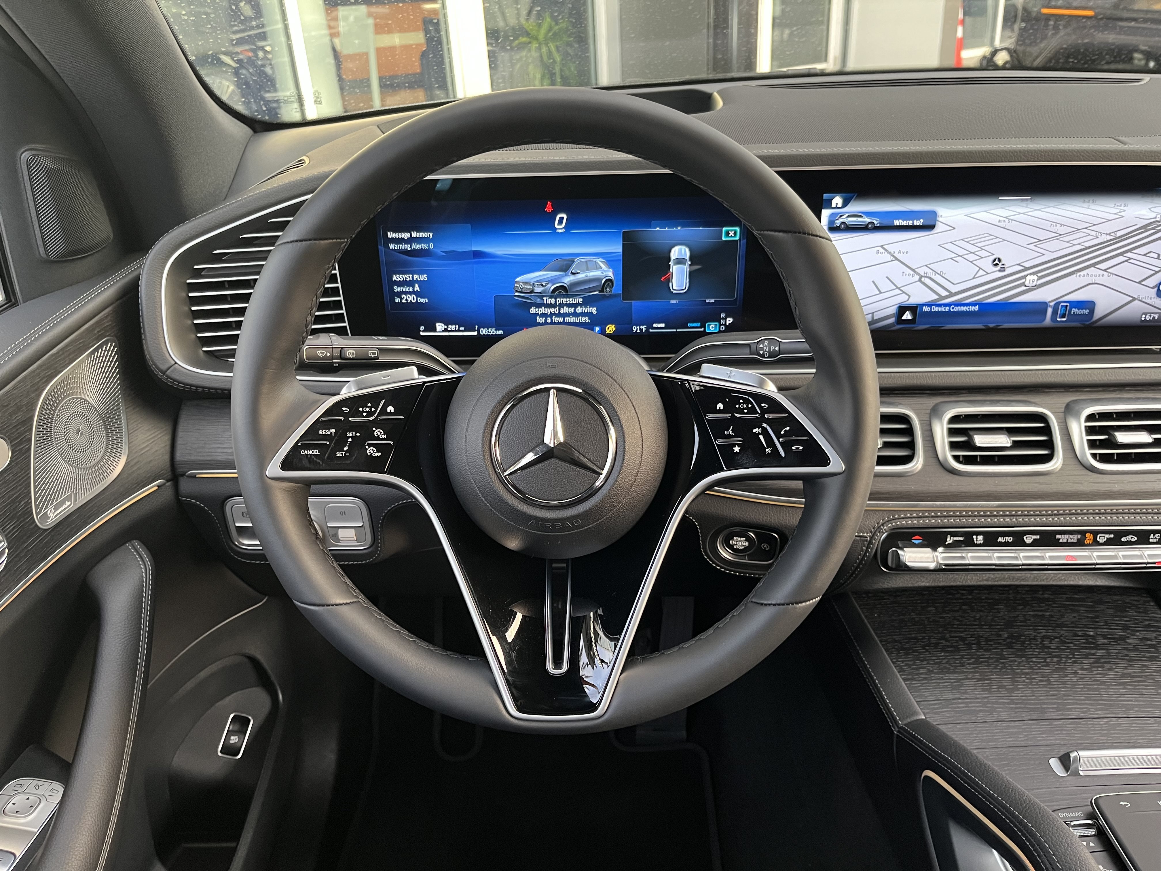 New 2026 SELENITE GREY Mercedes-Benz GLE 580 image 17
