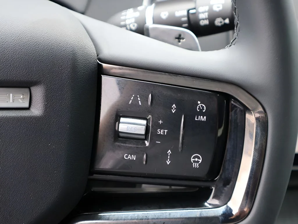 2026 Land Rover Range Rover Evoque Dynamic SE - Photo 34