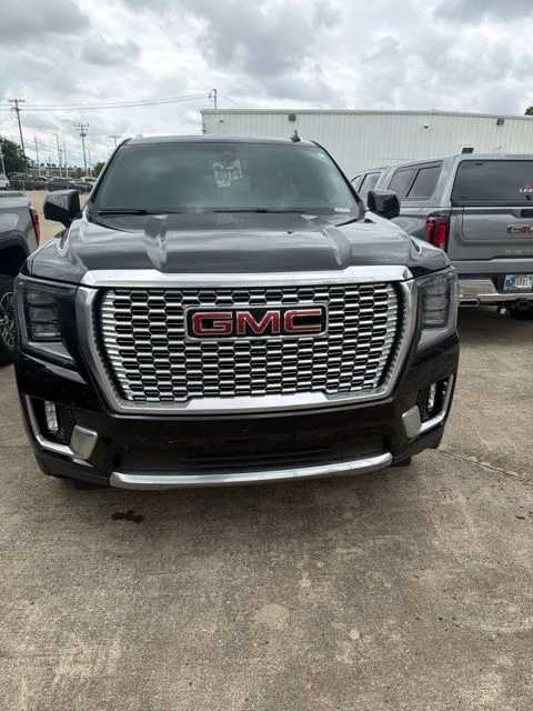 Used 2021 Black GMC Denali image 2