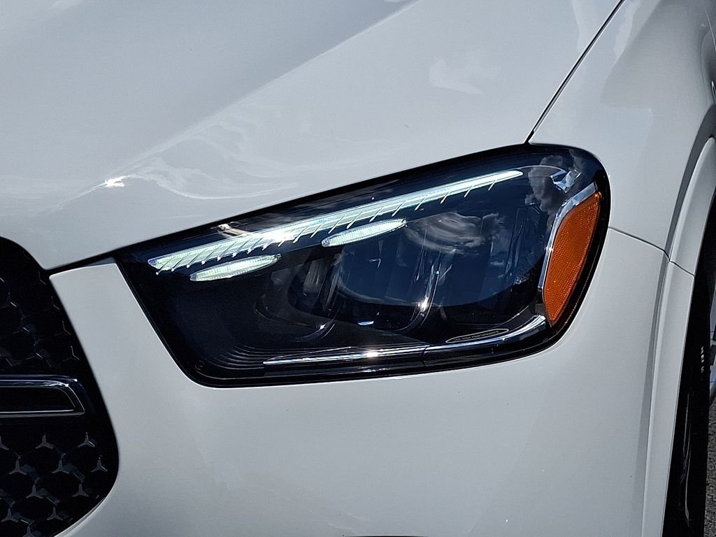 Certified Used 2026 Polar White Mercedes-Benz GLE 450 image 9