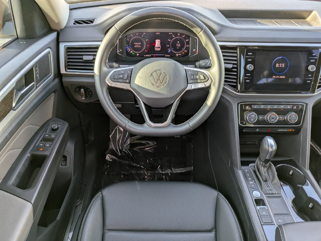 Used 2023 Gray Volkswagen 3.6L V6 SE w/Technology image 11