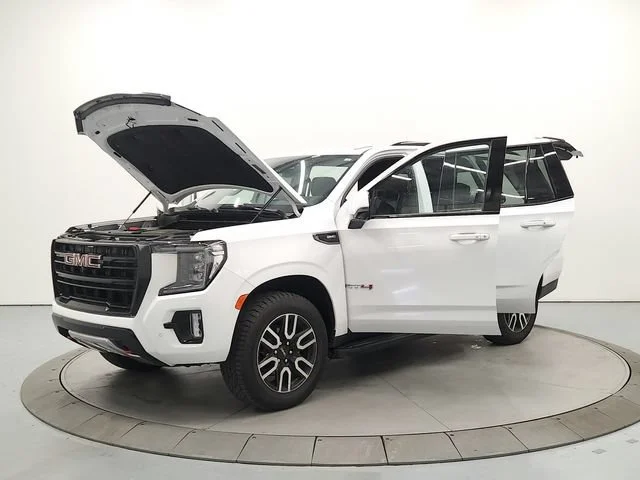2023 GMC Yukon AT4 - Photo 11