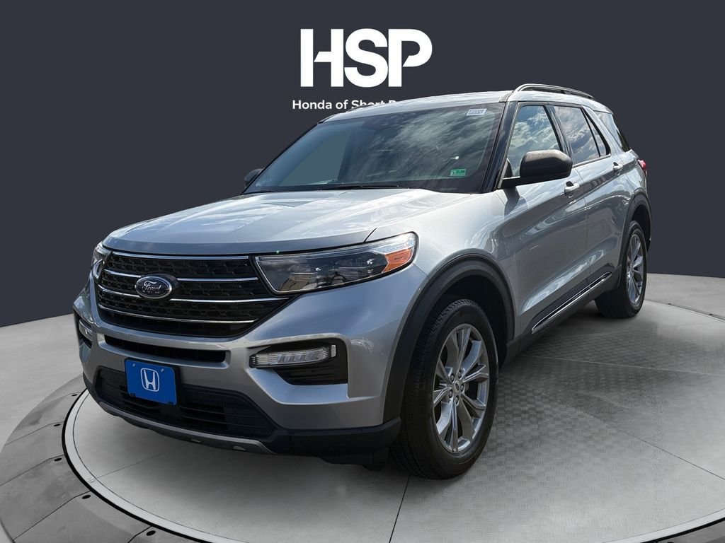 2022 Ford Explorer XLT 4WD's photo