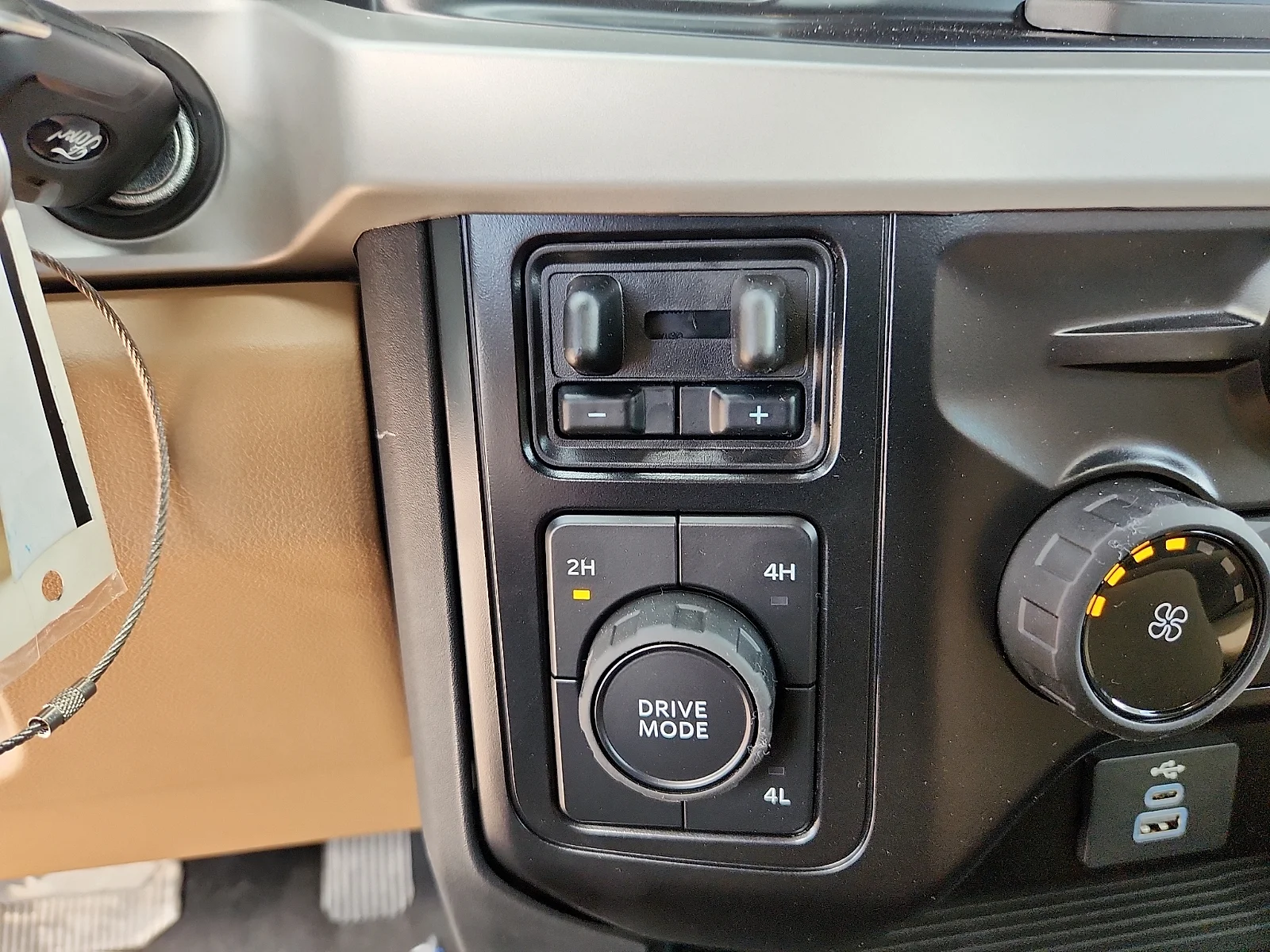 New 2027 Marsh Gray Metallic Ford XLT image 20