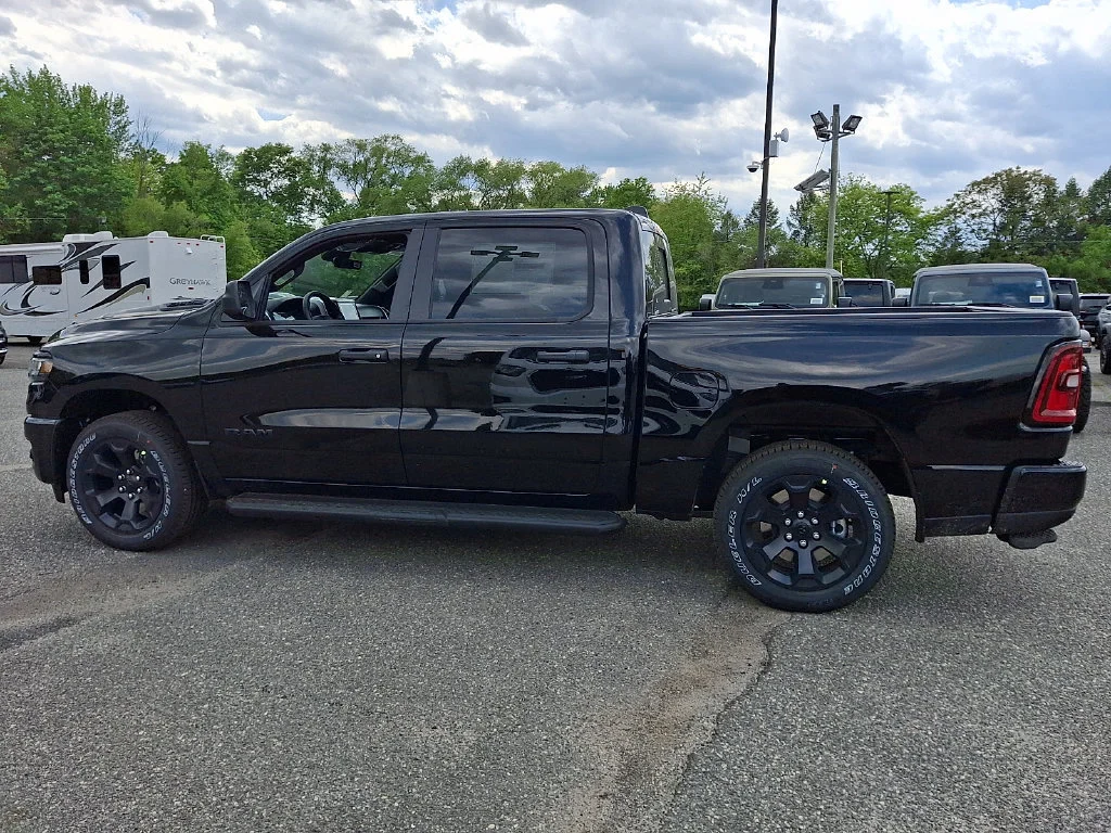 New 2026 Diamond Black Crystal Pearl-Coat Exterior Paint RAM Express image 5