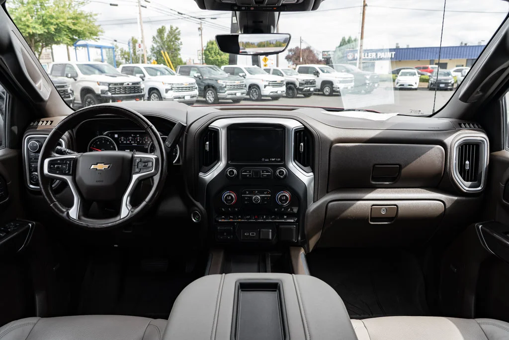 Used 2020 Cajun Red Tintcoat Chevrolet LTZ image 11