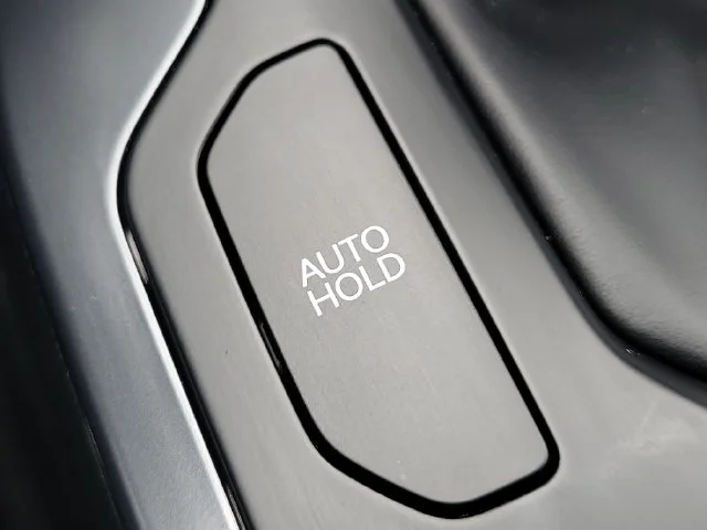 Used 2025 Black Kia LXS image 32