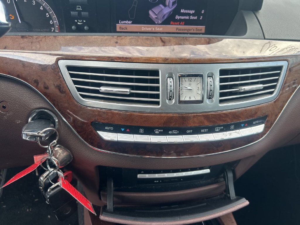 Used 2011 Brown Mercedes-Benz S 550 image 20