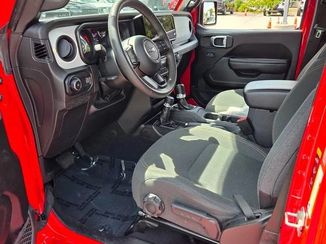 Used 2024 Red Jeep Sport S image 14