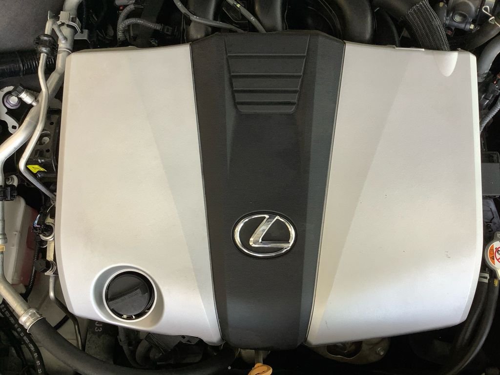 Used 2023 White Lexus 350 image 21