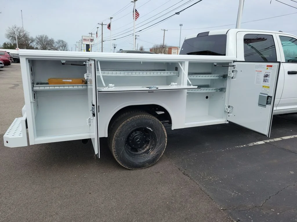 New 2026 Bright White Clear-Coat Exterior Paint RAM Tradesman image 8